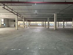 Gul Way (D22), Warehouse #604783151